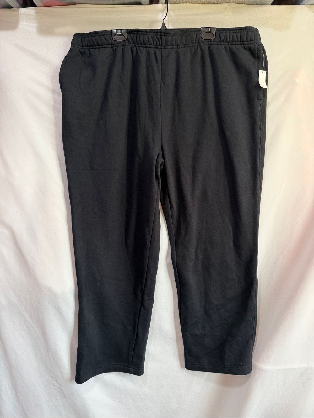 Amazon Essentials Men's Black Fleece Jogger Sweatpants